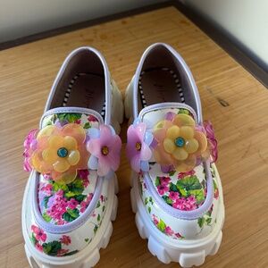 Betsy Johnson Floral Platform Loafer